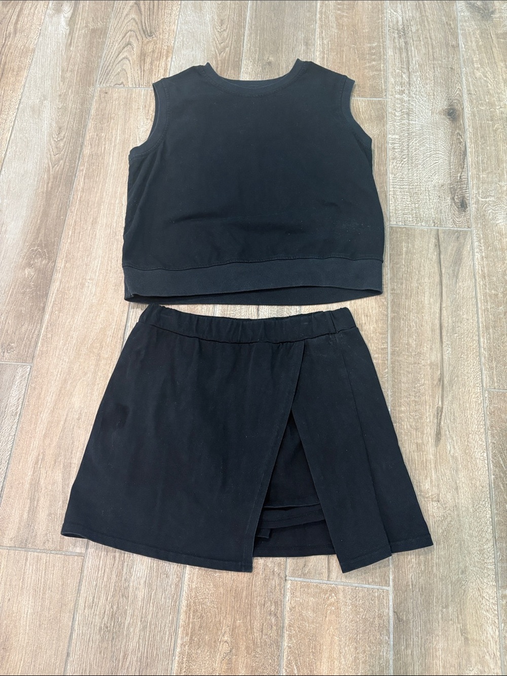 Women’s Skort Set, size medium
